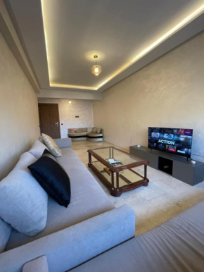 Cozy Apartment in Marrakech's Heart